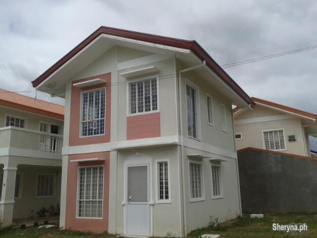 3 bedrooms RFO House and Lot rush sale in General Trias Cavite